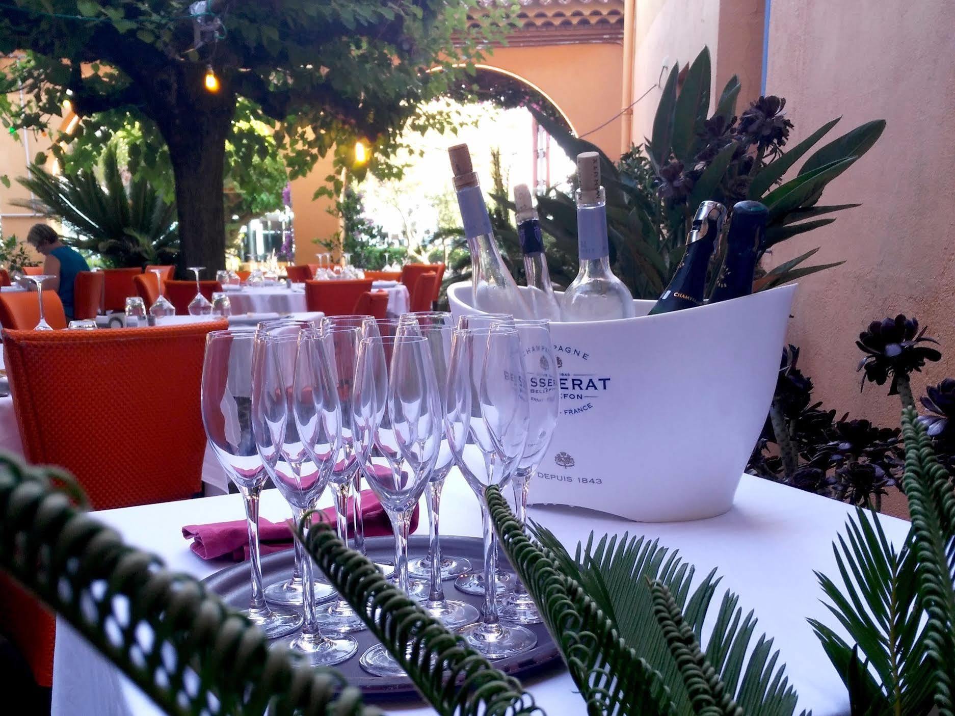 Le Provencal Logishotels Hotel 3*