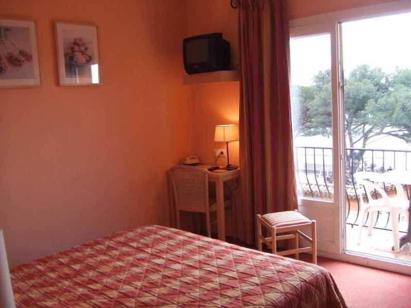 Le Provencal Logishotels Hotel 3*
