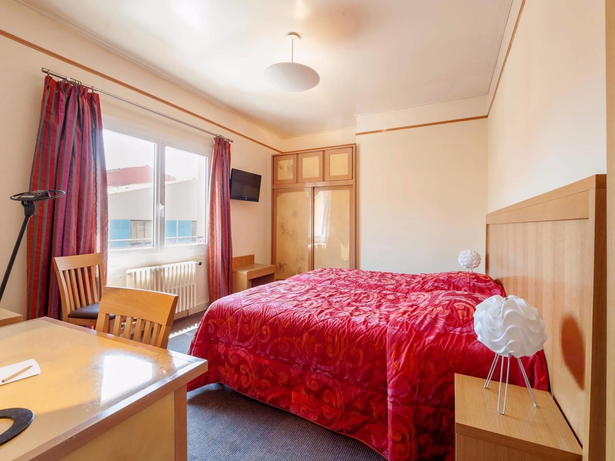 Le Provencal Logishotels Les Issambres